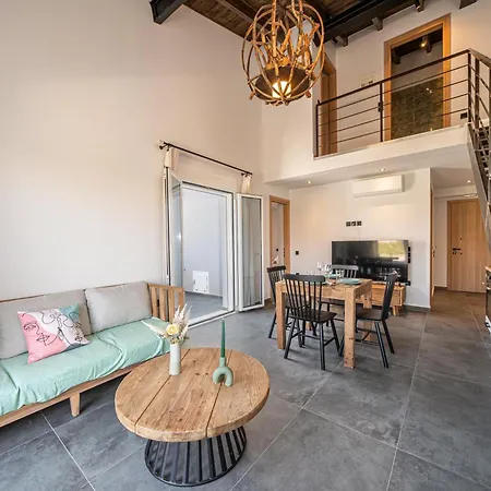 Pecora Nera * Lixouri